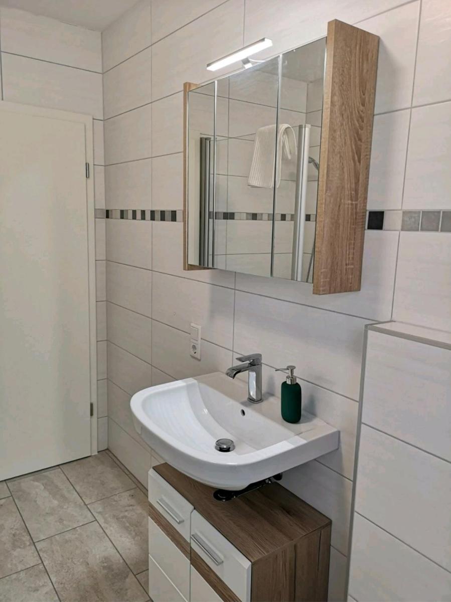 Suitetrails - Modern Wohnen I Parkplatz I Wlan I Netflix I Balkon I 6 Schlafplätze