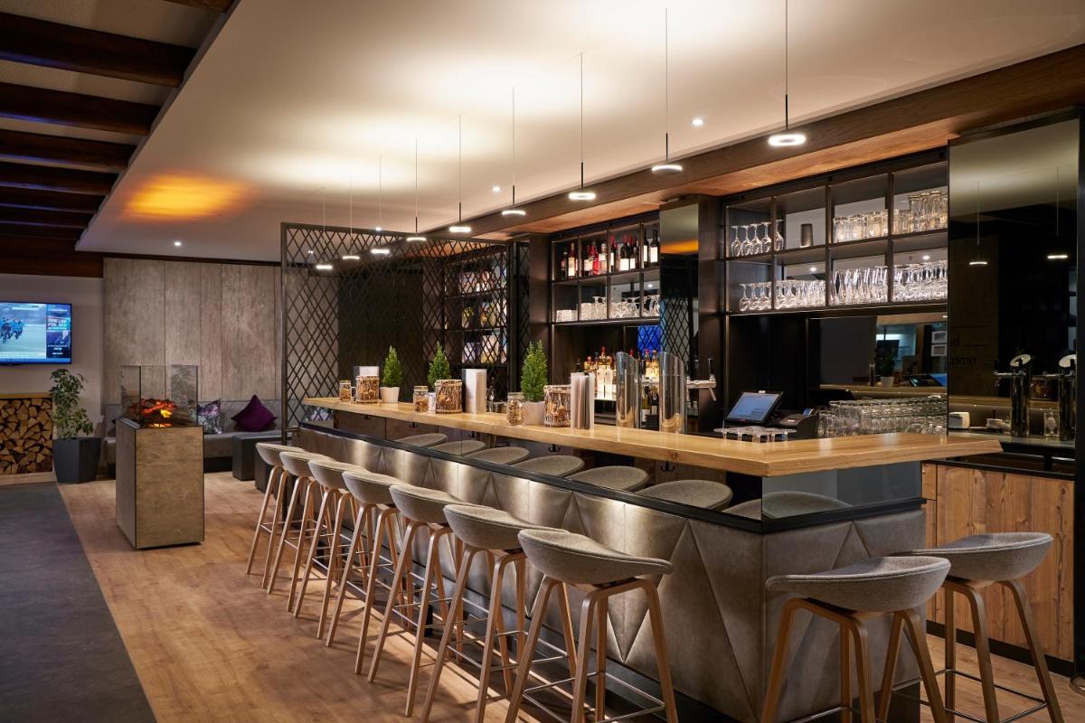 Getränke in der Unterkunft HYPERION Hotel Garmisch - Partenkirchen