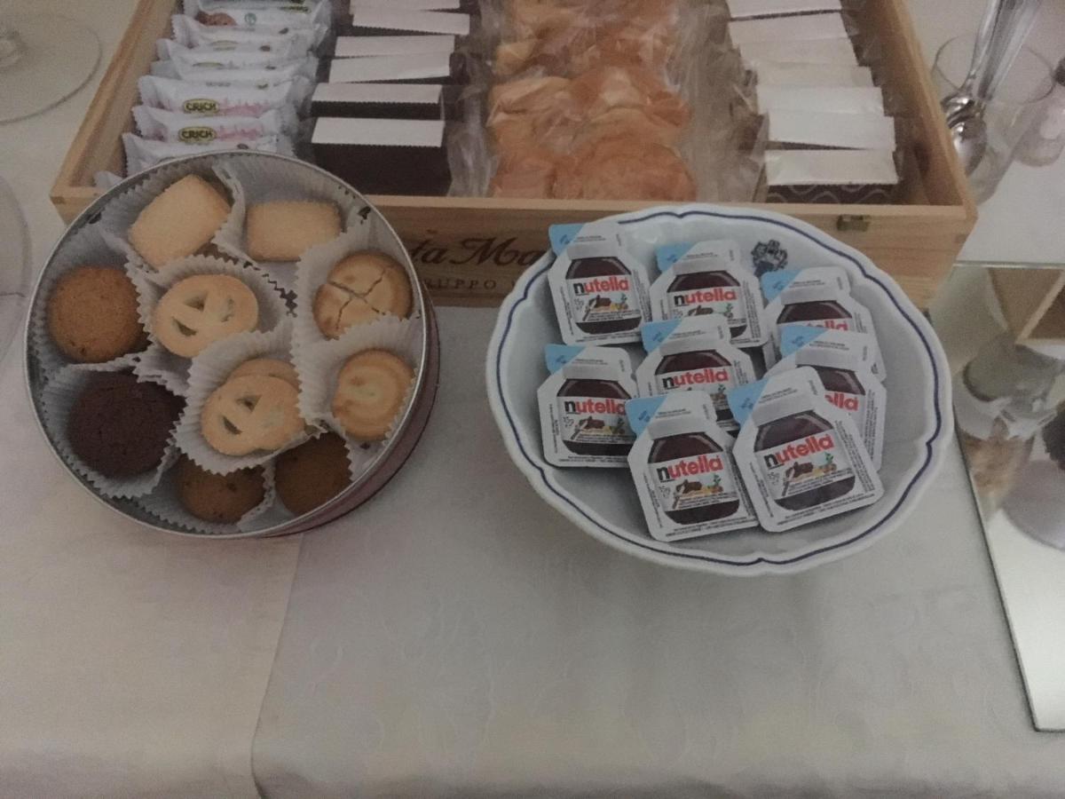 Hotel Nastro Azzurro - Housity
