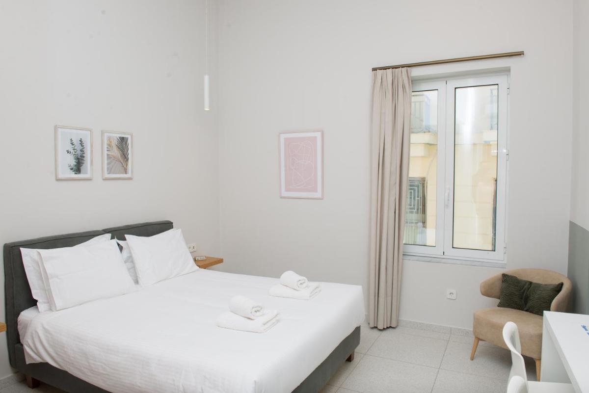 Stylish Studio Apartments-1878 House - Housity