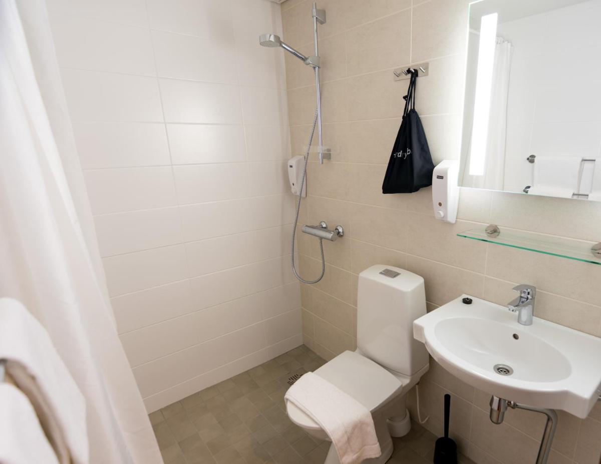 Hotel Kivitasku - Housity