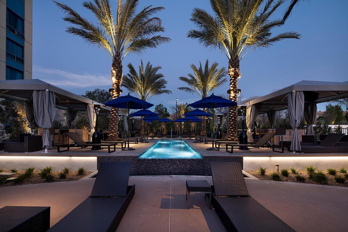 Viejas Casino & Willows Hotel - Housity