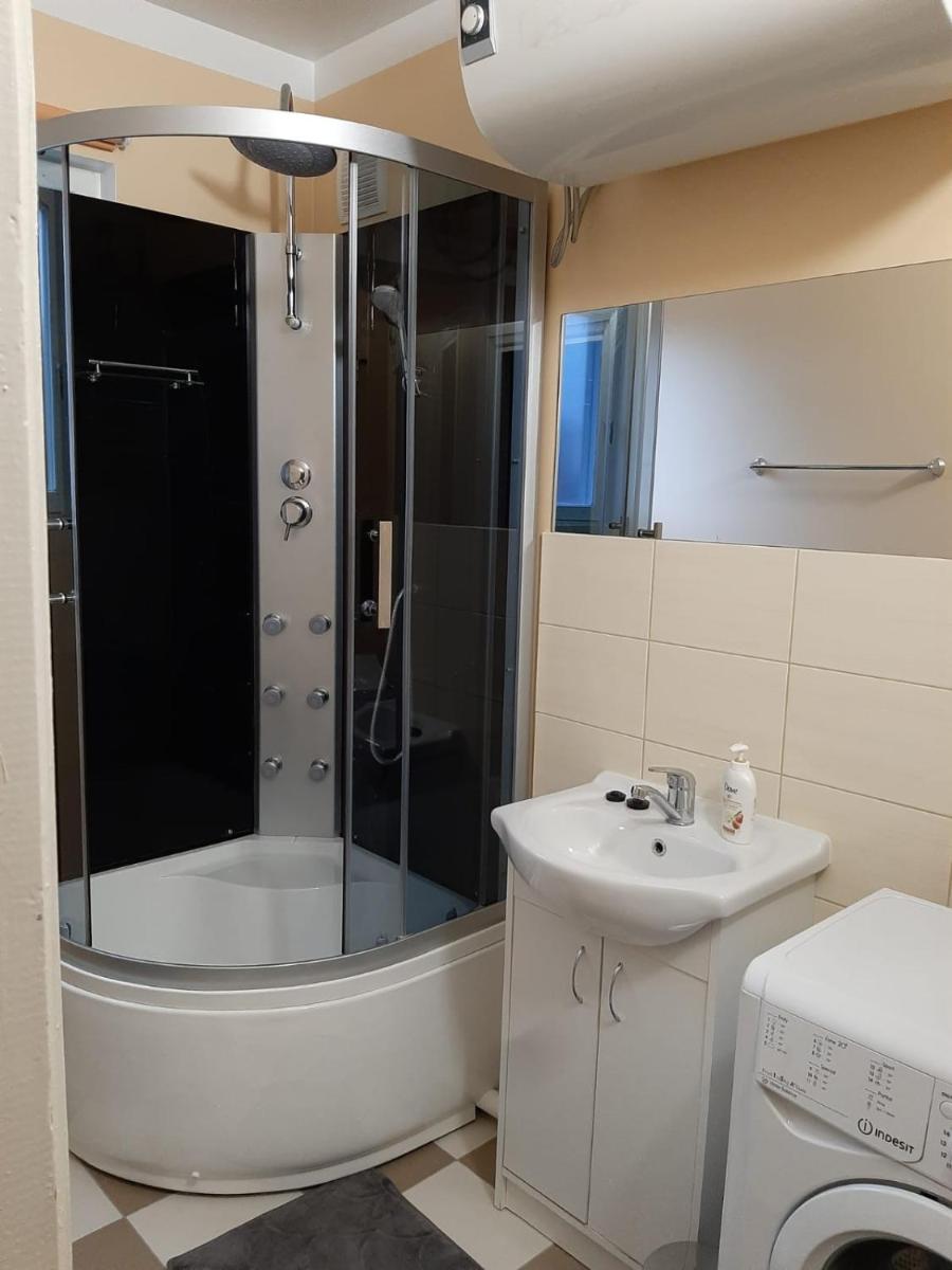 Ergli Apartment - Housity