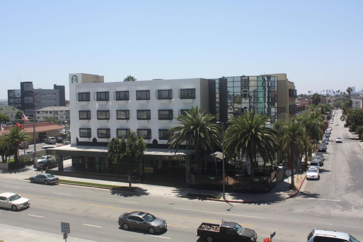 Garden Suite Hotel and Resort - Housity