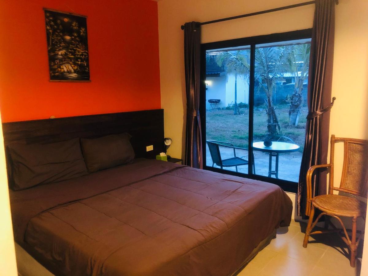 AoNang 3 Monkeys Pool Resort - Housity