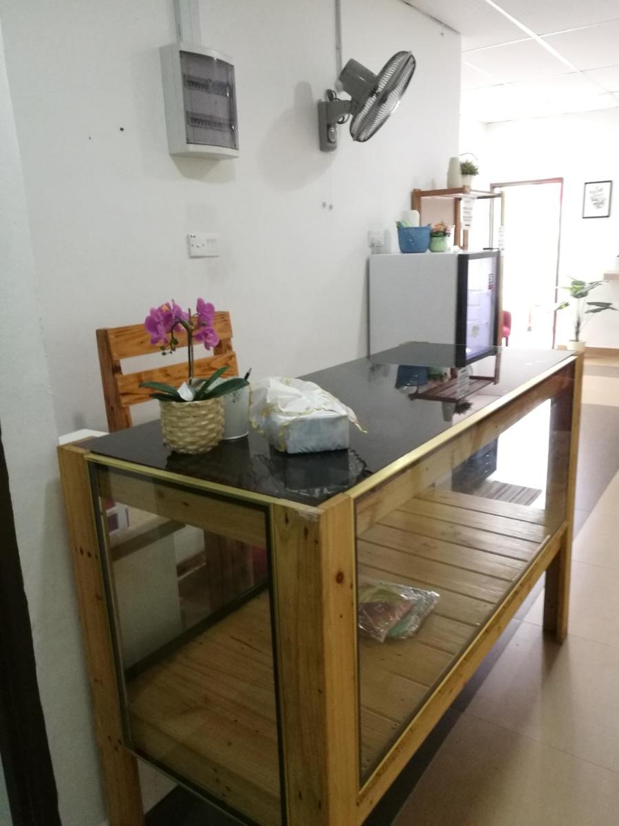 Aban Transit House - Housity