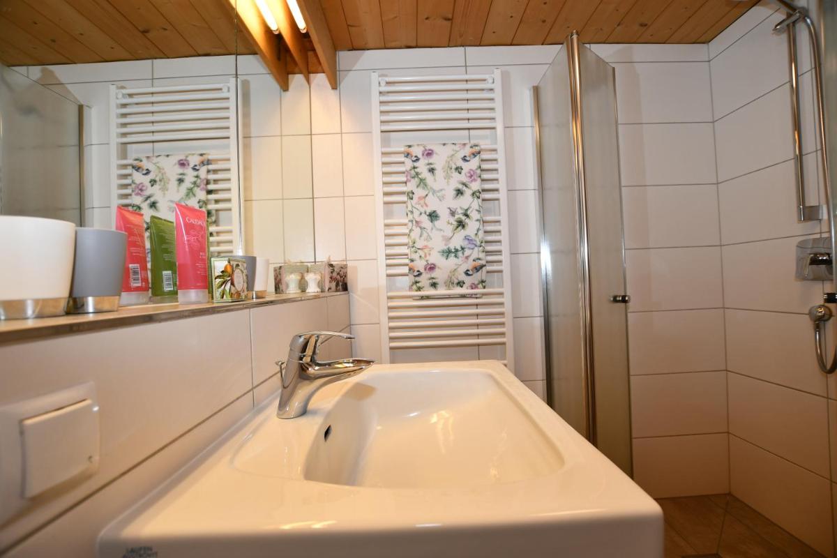 Apartment LAKE and MOUNTAIN View - by Z-K-H Rentals - Housity