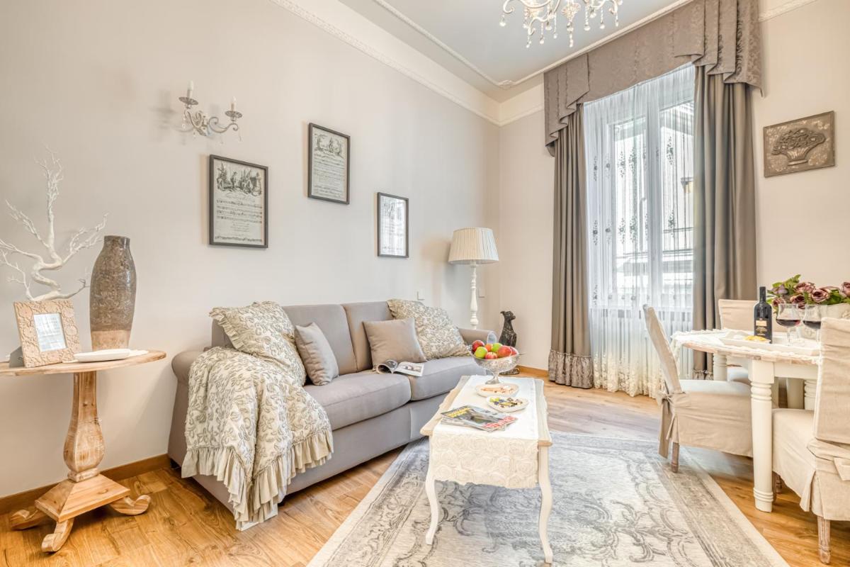 Luxury Stars In Rome - Andromeda apartment in Colosseum - Hizvo