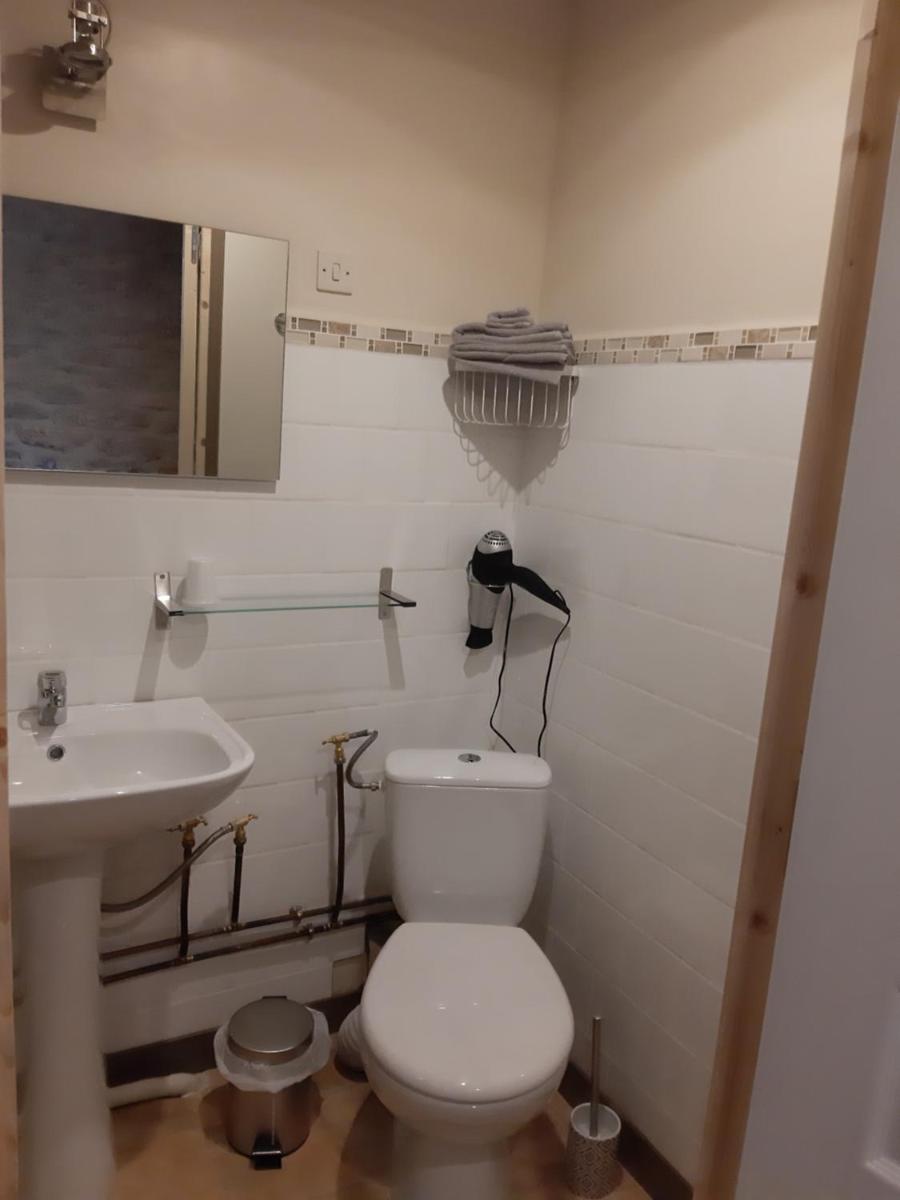 Chambre d'Hôtes avec Petit Déjeuner - Housity
