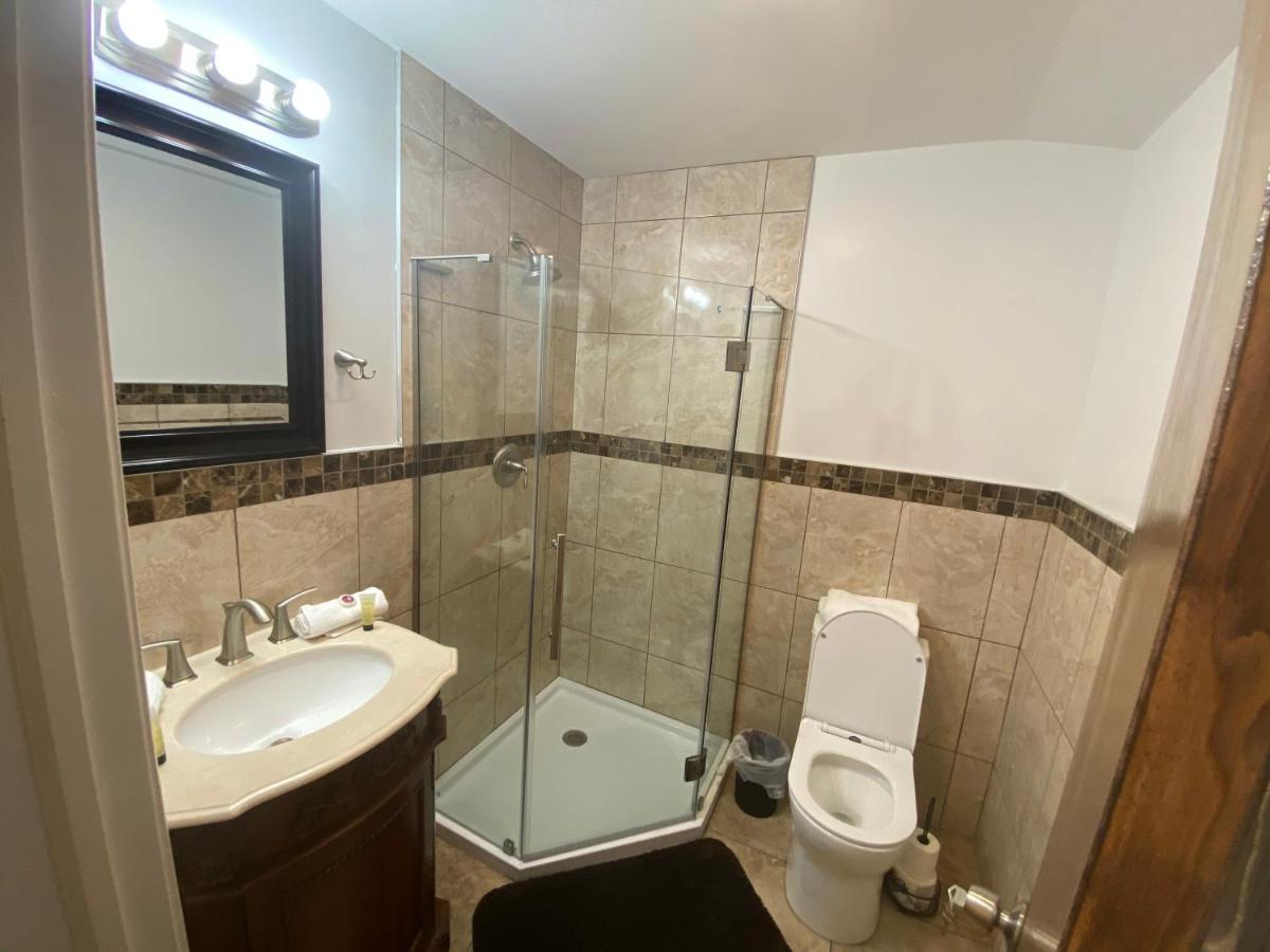 Cold Spring Hotel - Housity