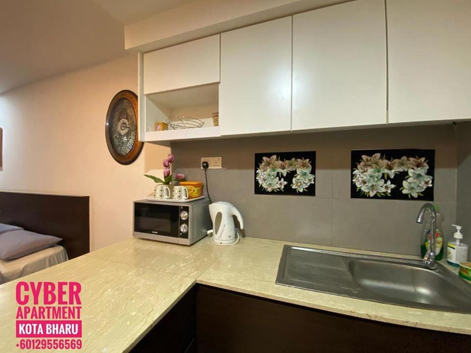 Cyber Studio Apartment - Housity