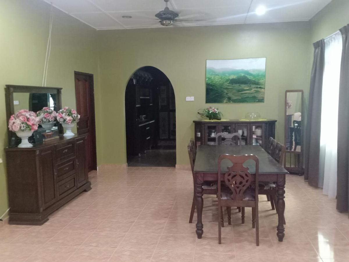 TEBiNG Guest House Taman Negara Malaysia Kuala Tahan - Housity