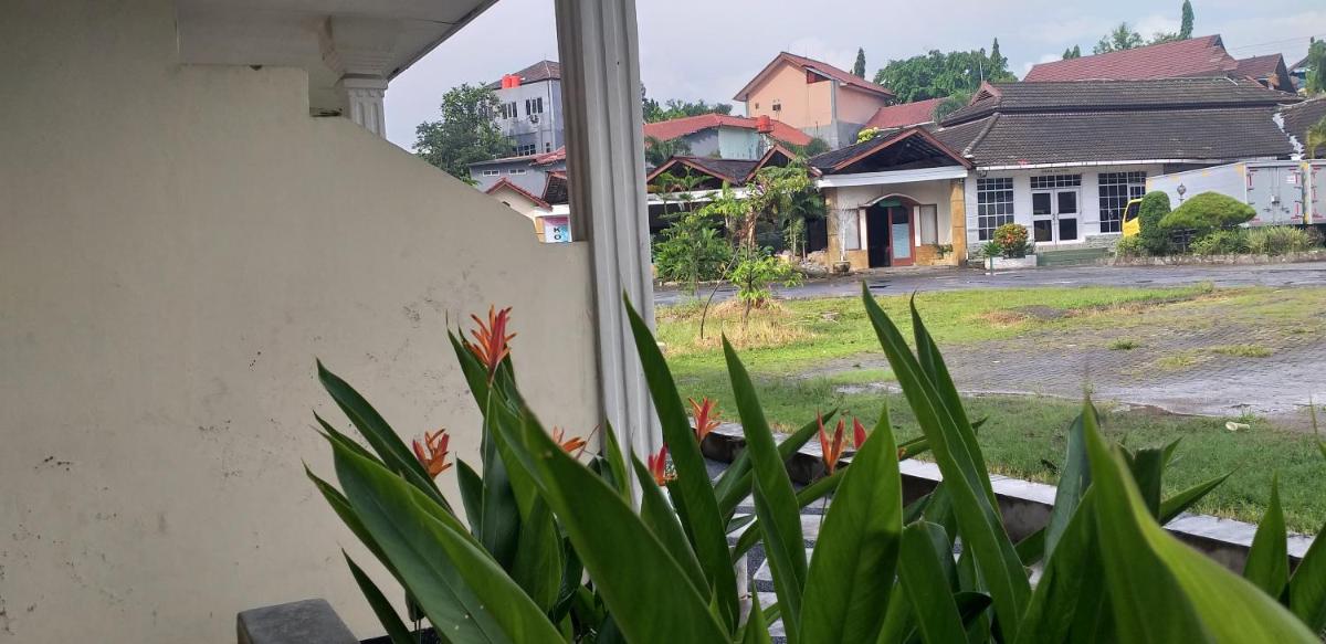 Intan Hotel Purwakarta - Housity
