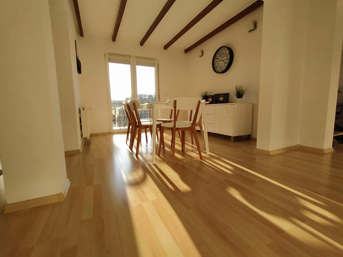 Oasis of Peace Modern House - Housity