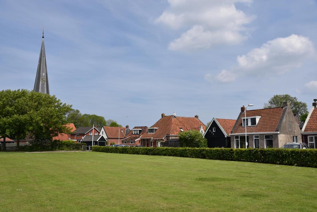 Sfeervol vakantiehuis in Holwerd - Housity
