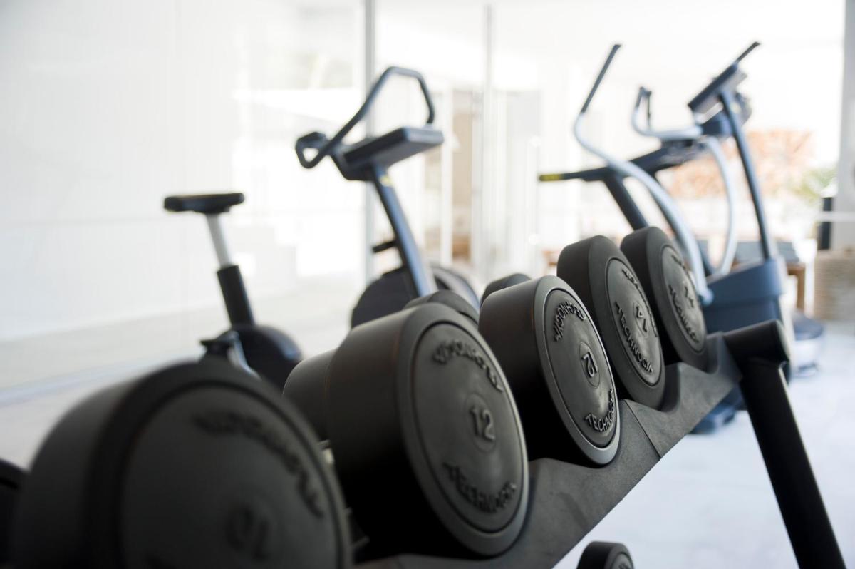 Gimnasio o instalaciones de fitness de Hotel Anfora Ibiza