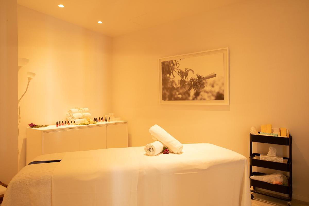 Cama o camas de una habitación en Hotel Anfora Ibiza