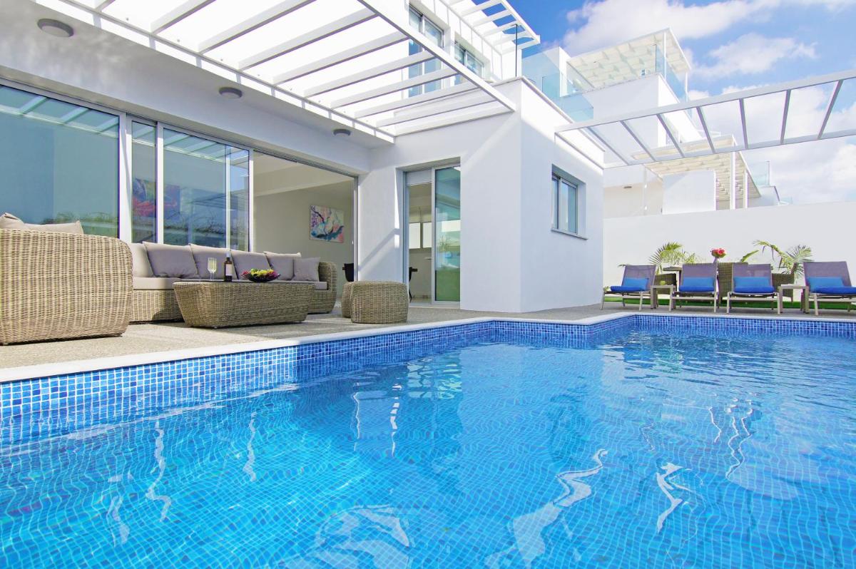 Villa Paradisia - Housity
