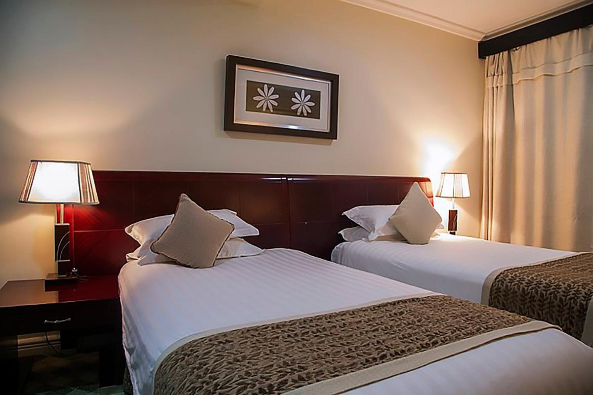 The Manor Hotel - Housity