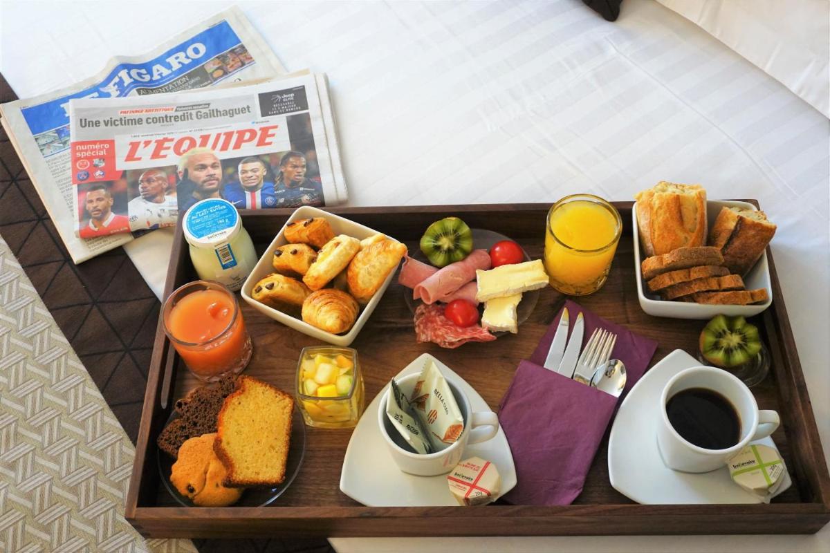 Nourriture dans l'hôtel ou à proximité