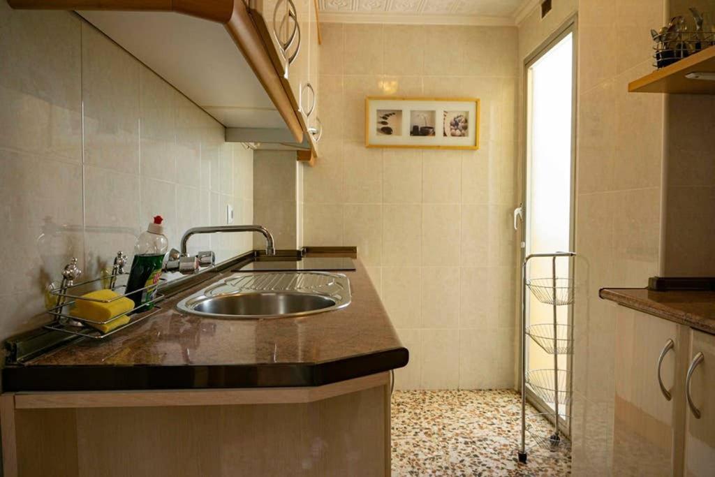 Fantastic Location - Ground Floor Apartment in walking distance to the beach - Housity