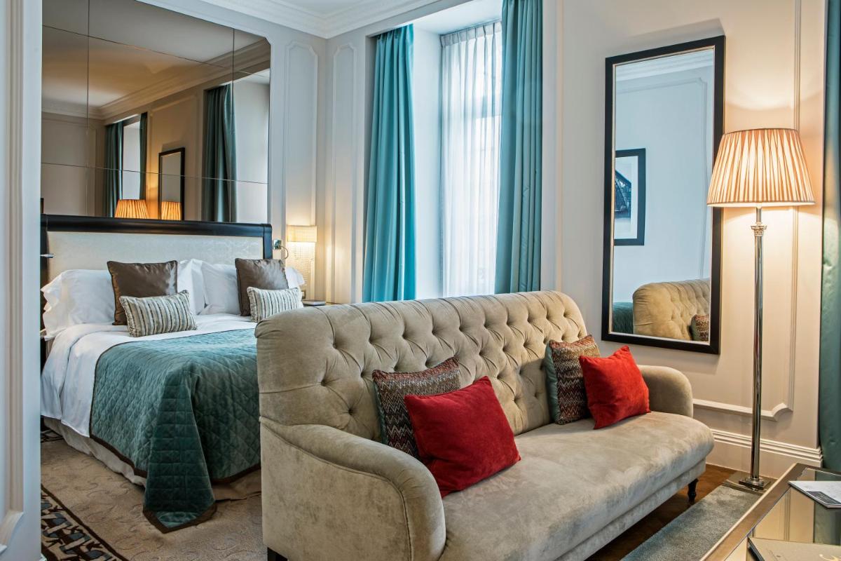 Uma cama ou camas num quarto em InterContinental Porto - Palacio das Cardosas by IHG