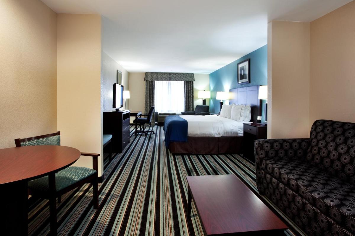 Holiday Inn Express Hotel & Suites Baton Rouge -Port Allen by IHG - Housity