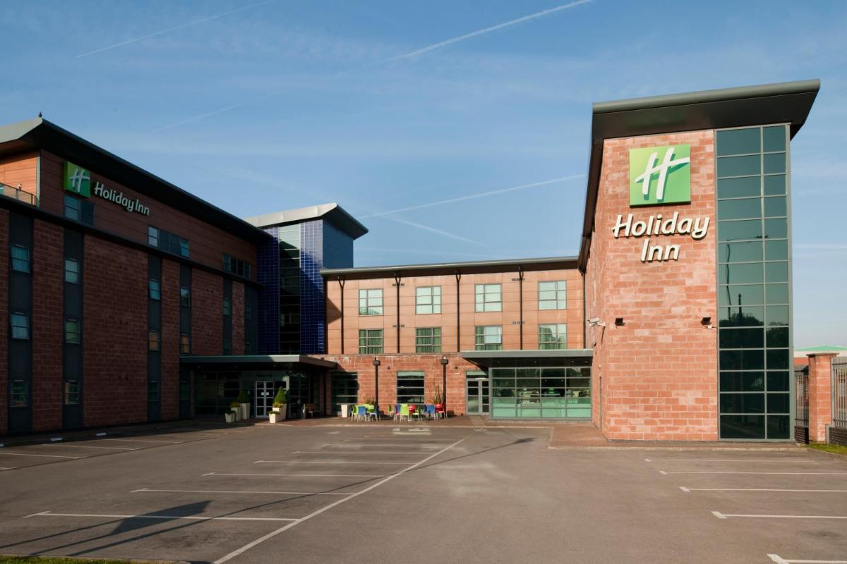 Holiday Inn Manchester - Central Park, an IHG Hotel - Housity