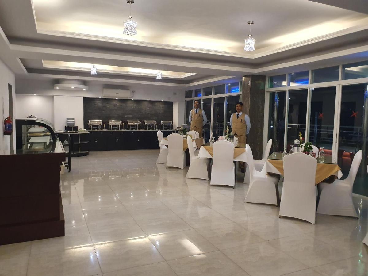 Aristocrat Inn - Housity