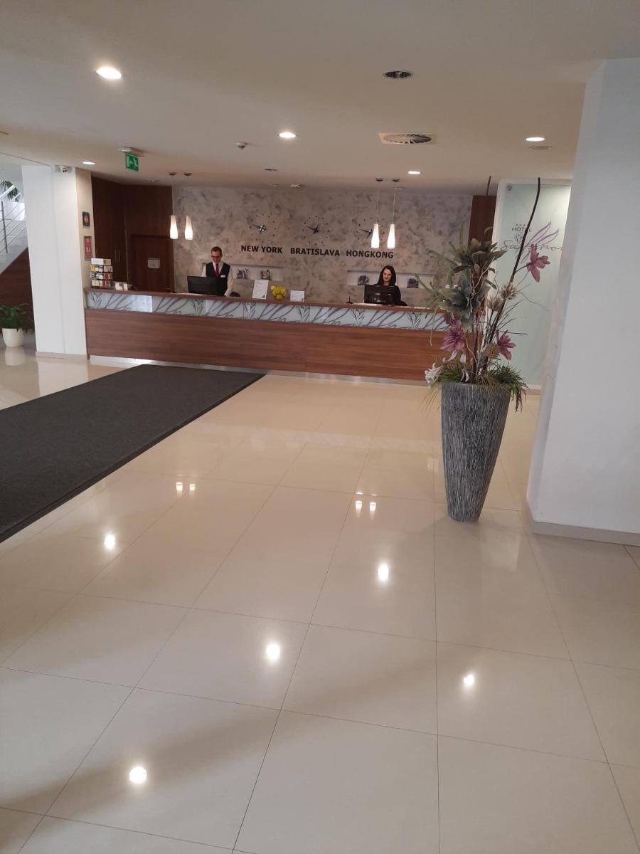 Suitetrails - Hotel Saffron