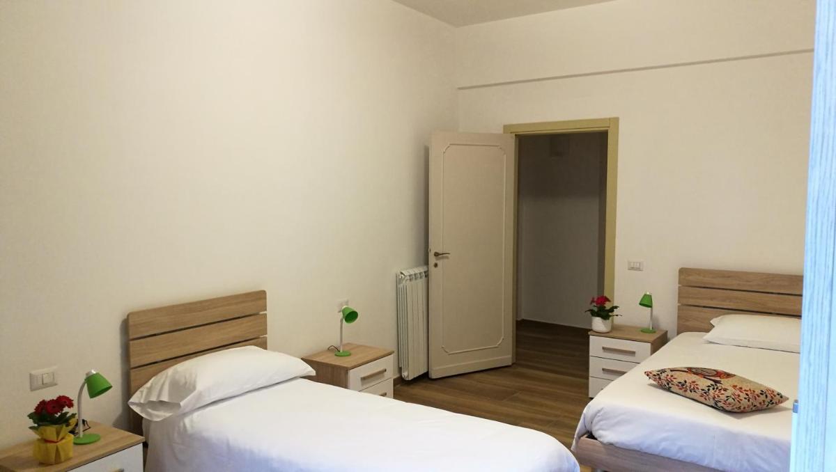 EApartmentsfoligno - Housity