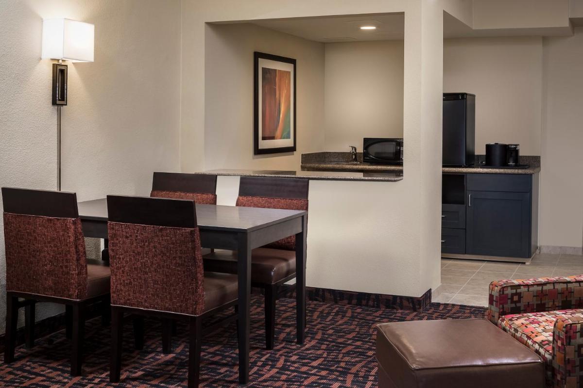 Holiday Inn Wichita East I-35, an IHG Hotel - Housity