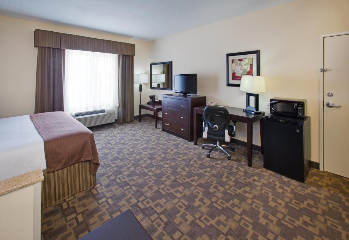 Holiday Inn Lincoln Southwest by IHG - Housity