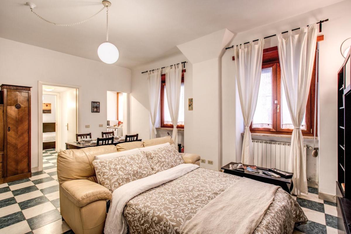 Suitetrails - Popolo accommodation - Central apartment