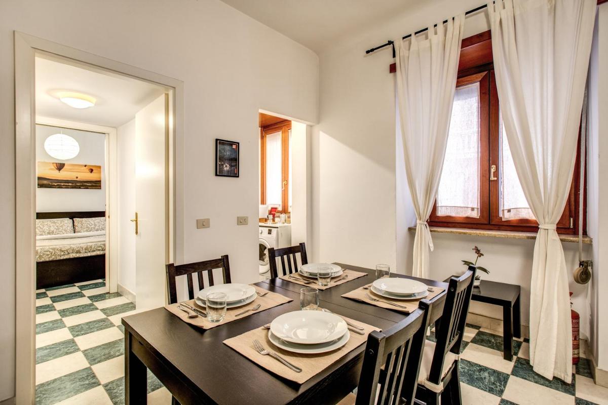 Popolo accommodation - Lovely Central apartment - Housity