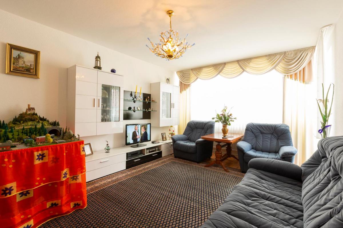Premium Home Living - near Main Station - Housity