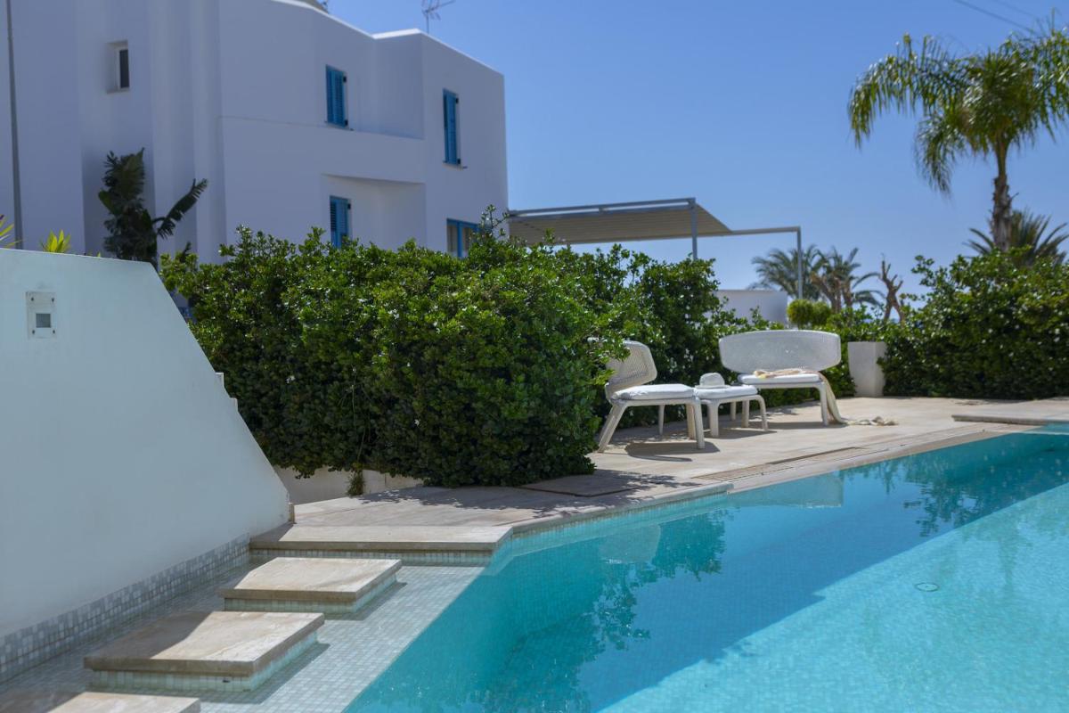 Protaras Villa Kalena Seafront - Housity