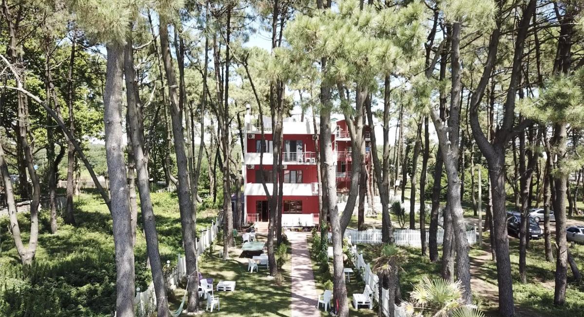 Guest House Guriani - Housity