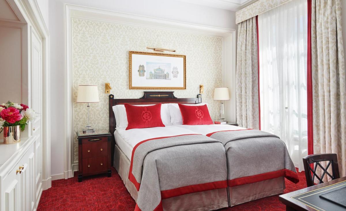 Un ou plusieurs lits dans un hébergement de l'établissement InterContinental Paris Le Grand by IHG