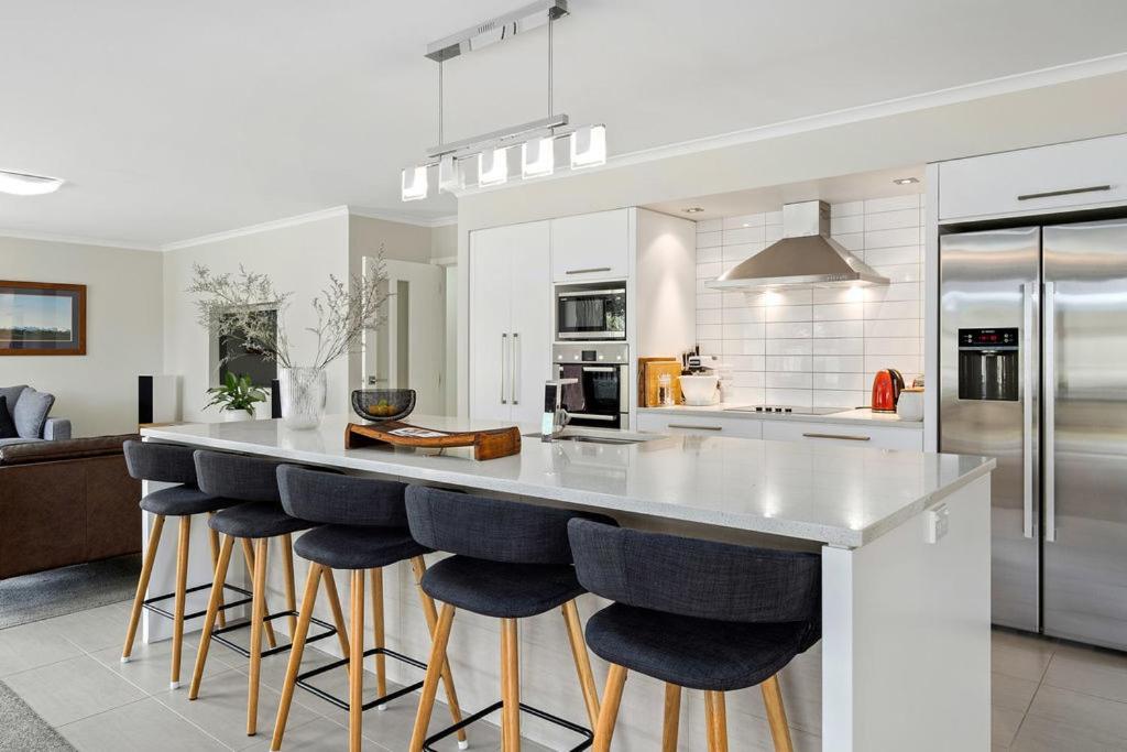 Maison de Maude - Lake Hawea Holiday Home - Housity