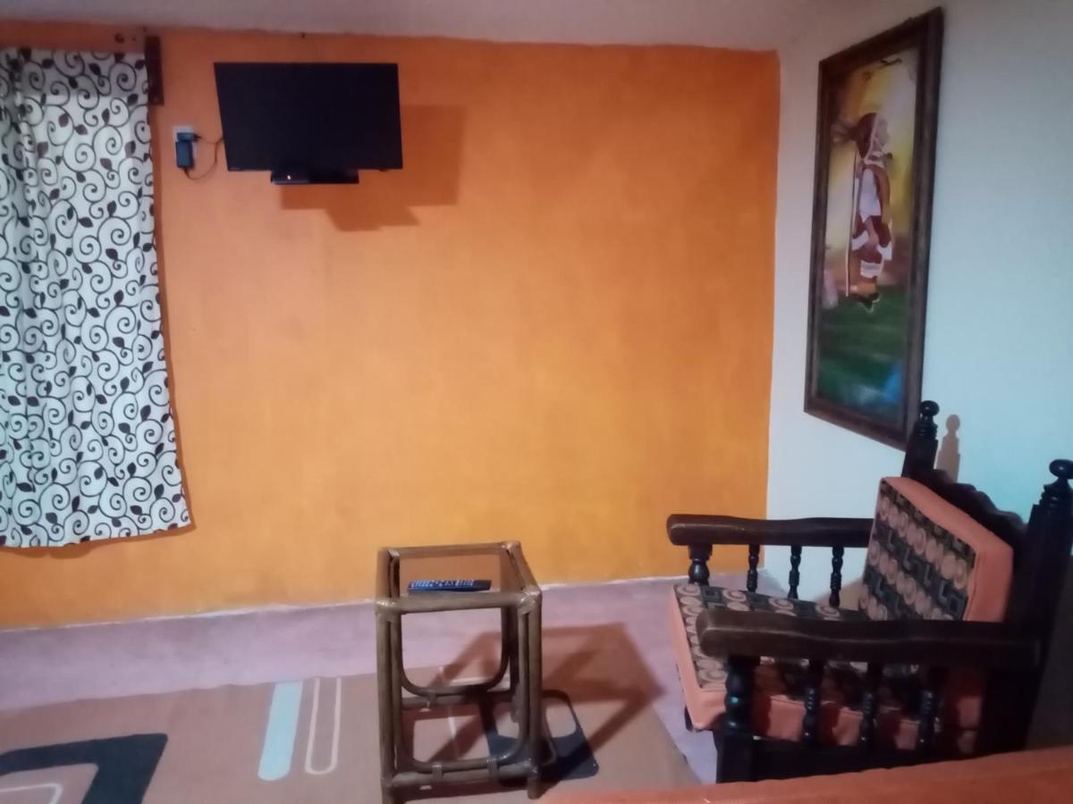 Quetzalli - Housity