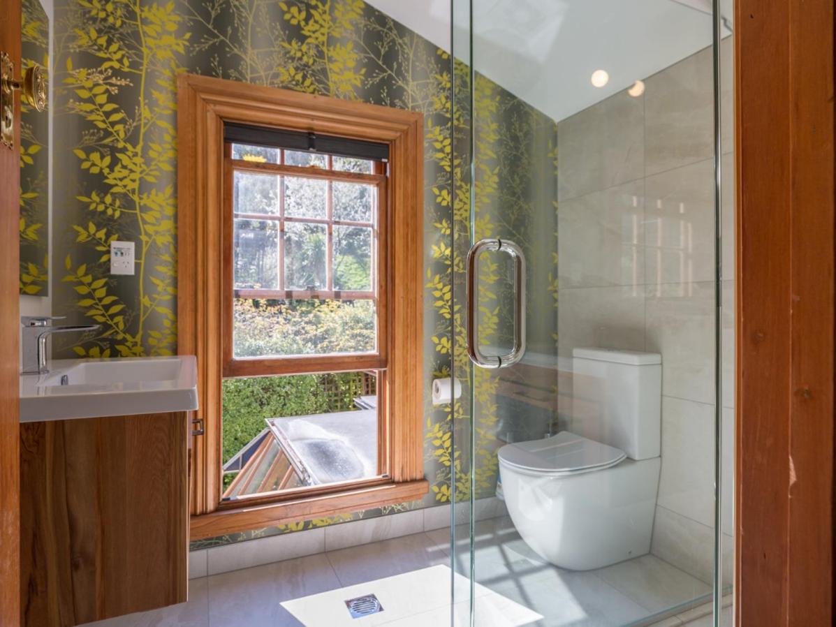 Suitetrails - McAlister House - Queenstown Holiday Home