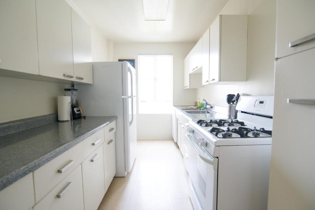 Suitetrails - Cozy Living At West Hollywood -2BR/2BA Apartment Near The Grove Mall