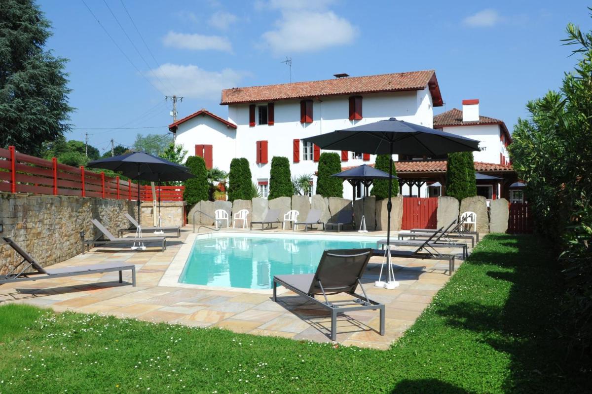Hotel Restaurant Txistulari - Housity