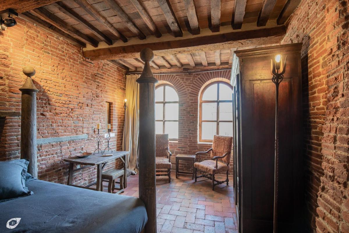 Casa del Campanaro centro storico di Lucca dentro le mura, no bells ringing - Hizvo