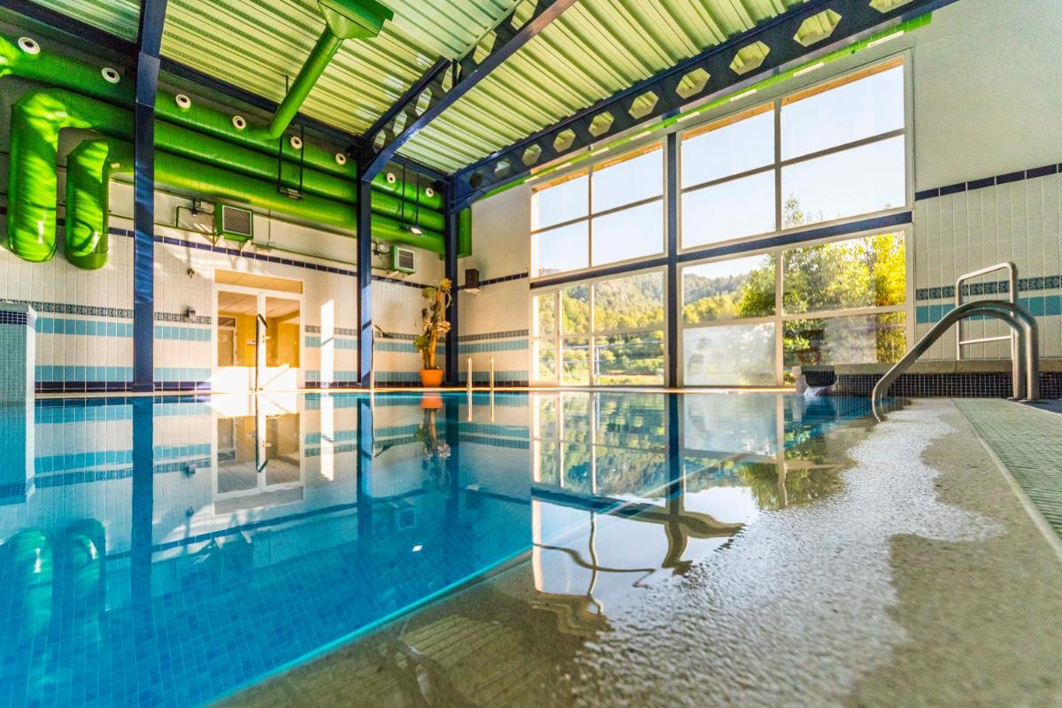 Piscina en o cerca de Hotel Rosaleda del Mijares