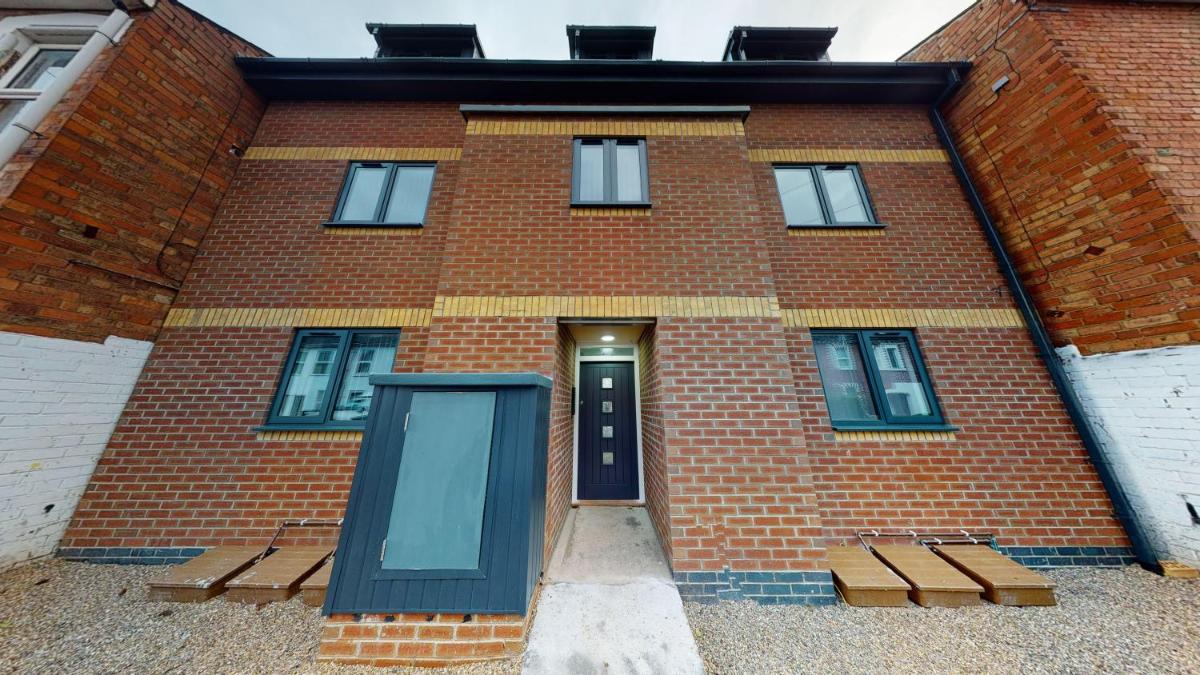 City Lodge Serviced Apartments Worcester City Centre - Parking - Housity