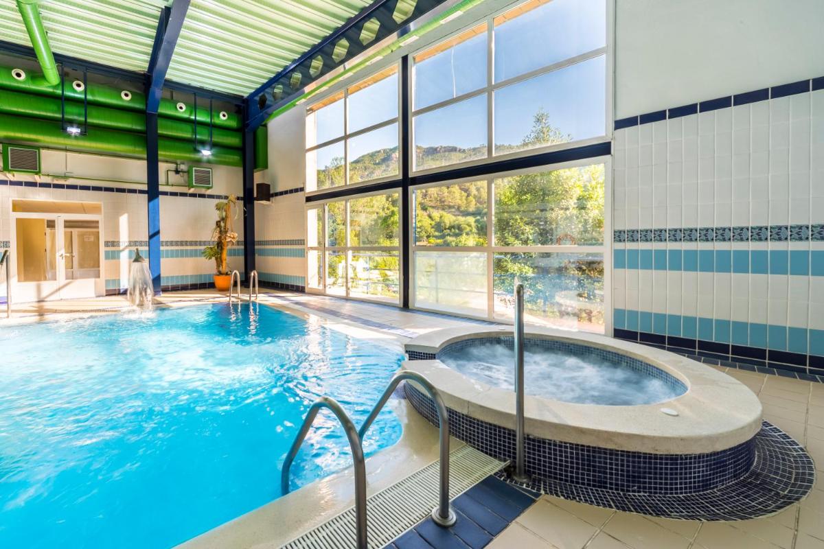 Piscina en o cerca de Hotel Rosaleda del Mijares