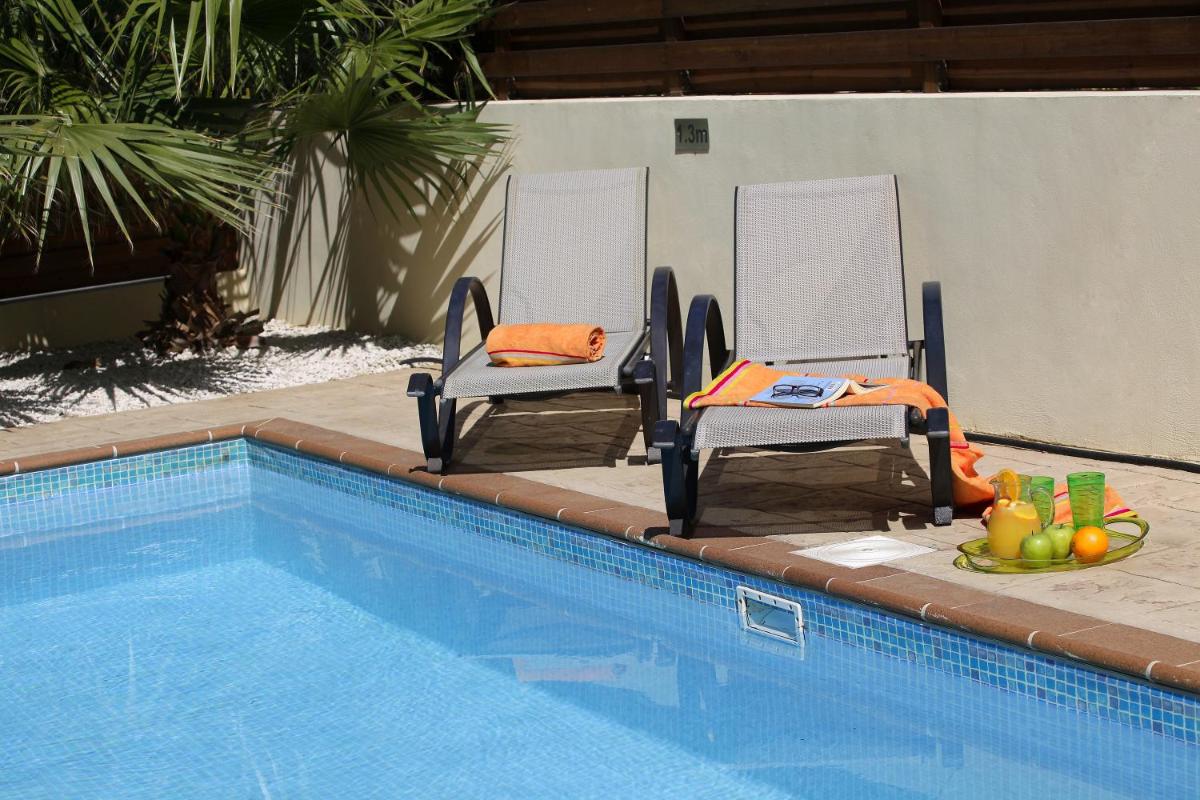 Villa Clover - Housity