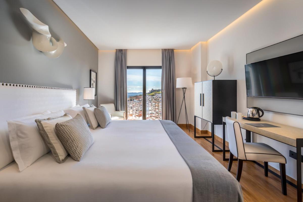 Cama o camas de una habitación en Barceló Aracena & Spa
